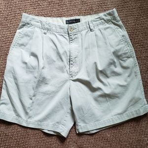 Banana Republic Shorts - Banana Republic khaki shorts Banana Republic Shorts - Banana Republic khaki shorts